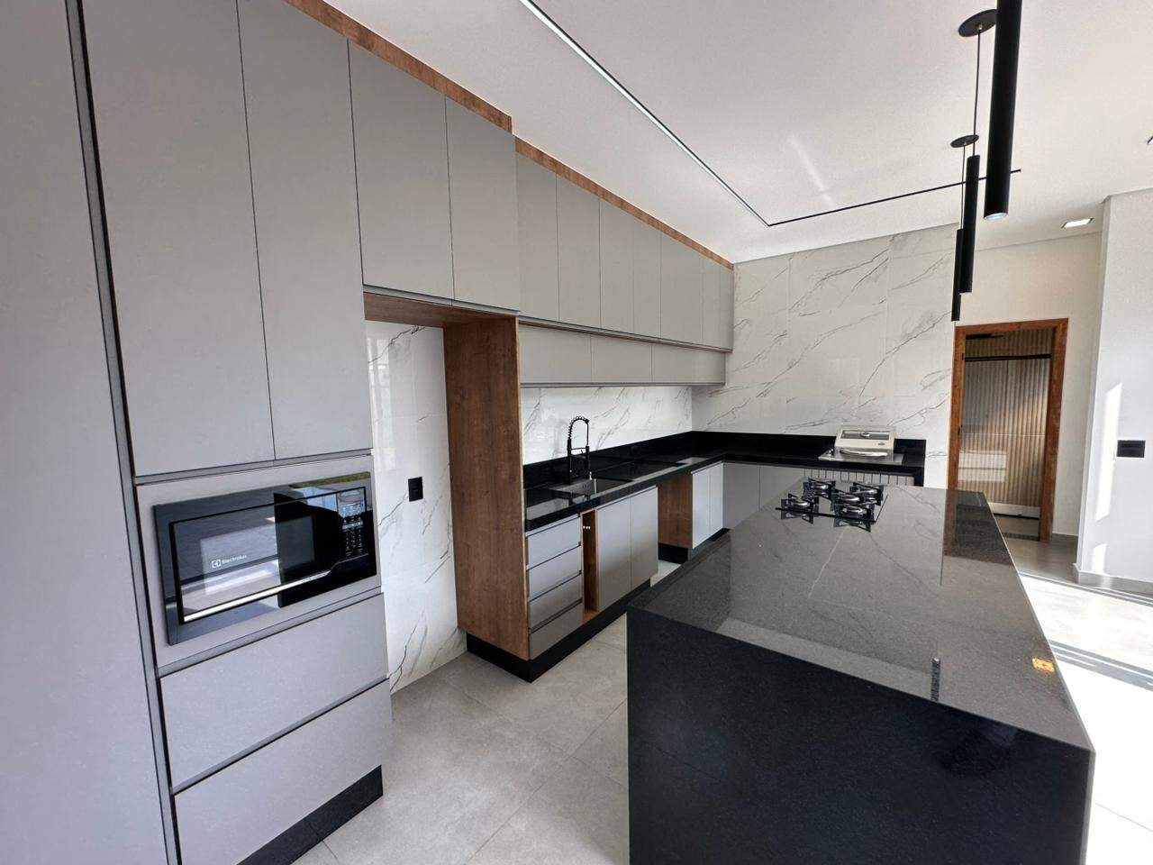 Casa à venda no Portal Ville Gardenia: 