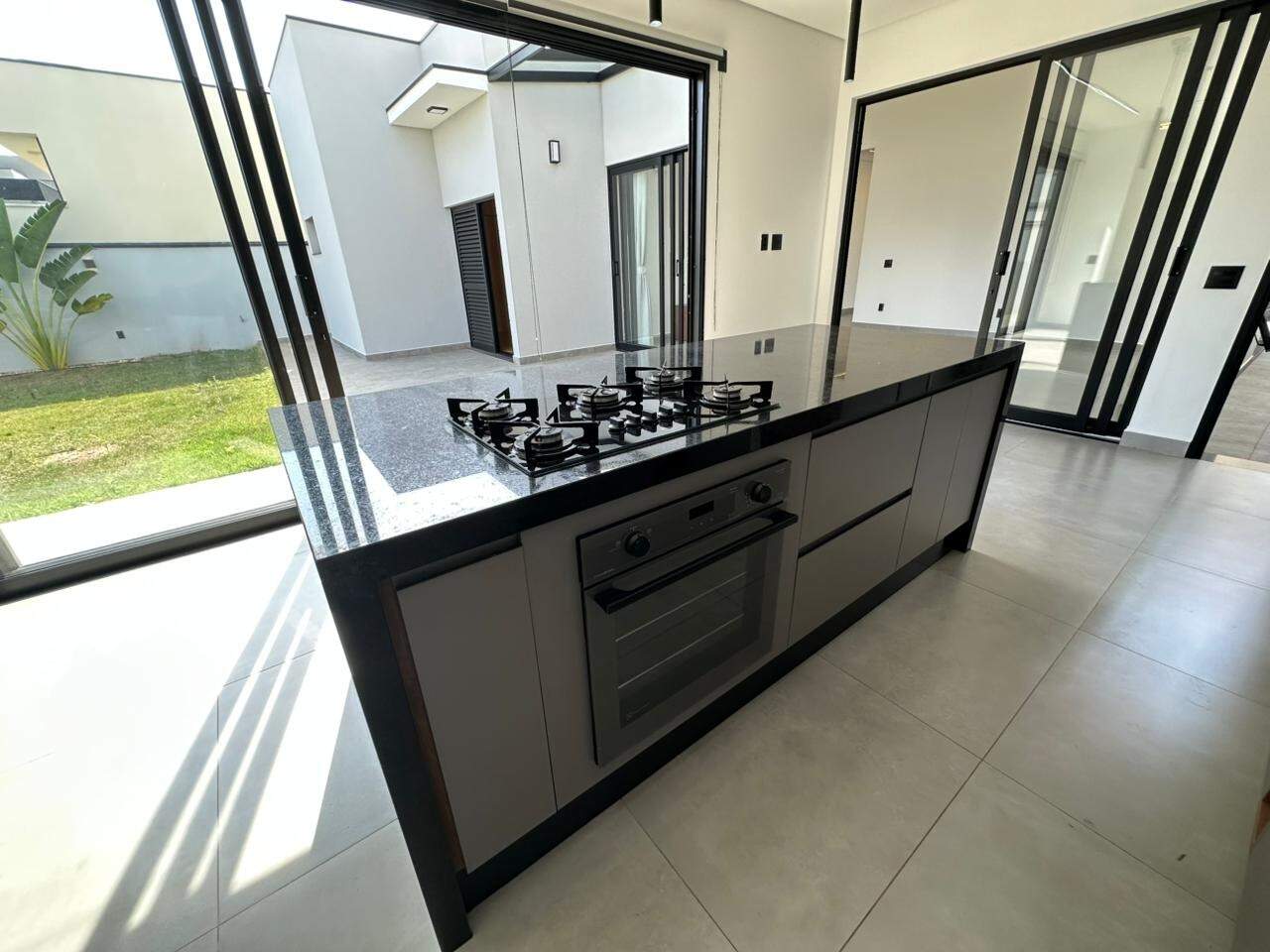 Casa à venda no Portal Ville Gardenia: 