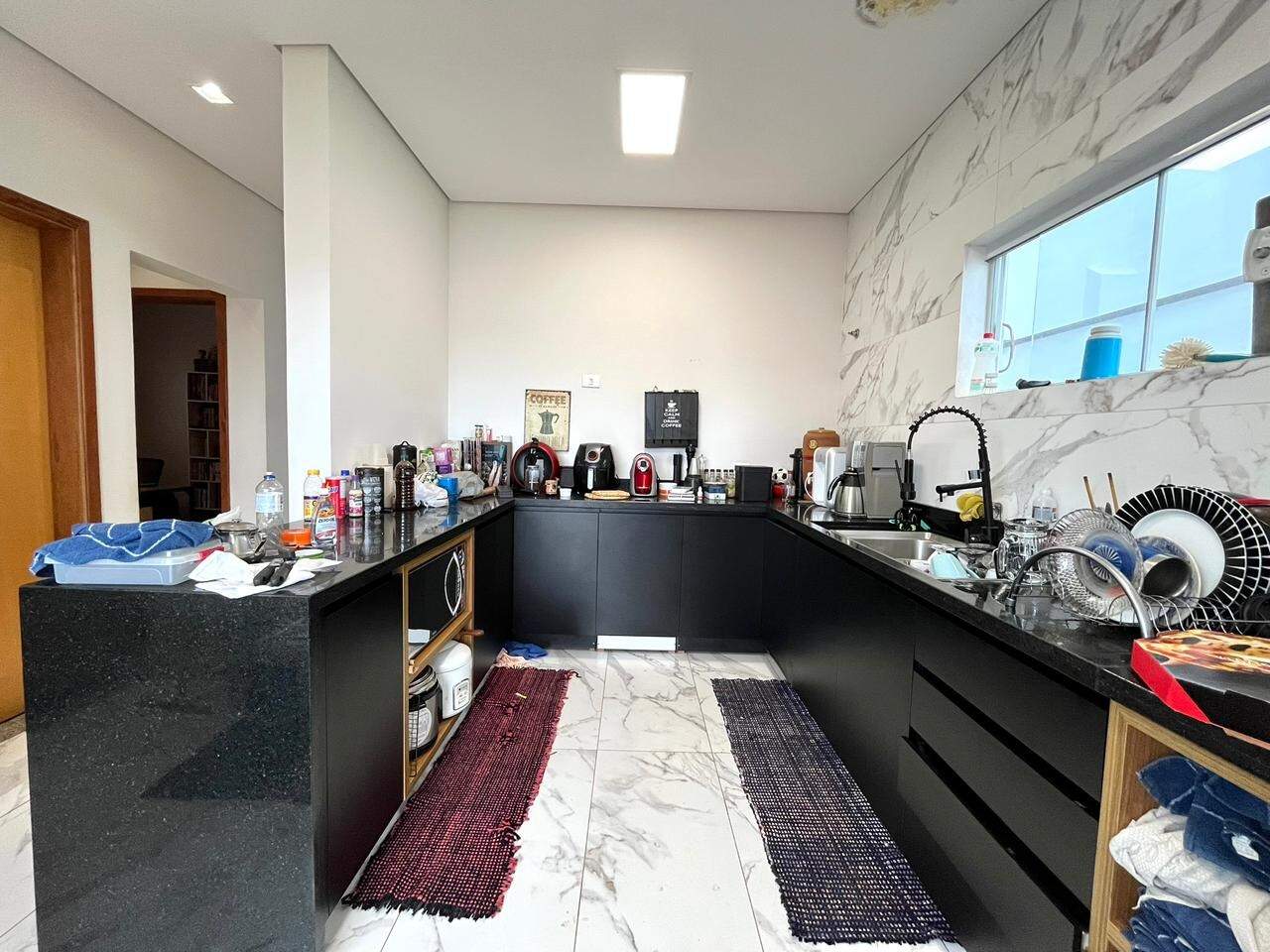 Casa à venda no Portal Ville Jardins: 