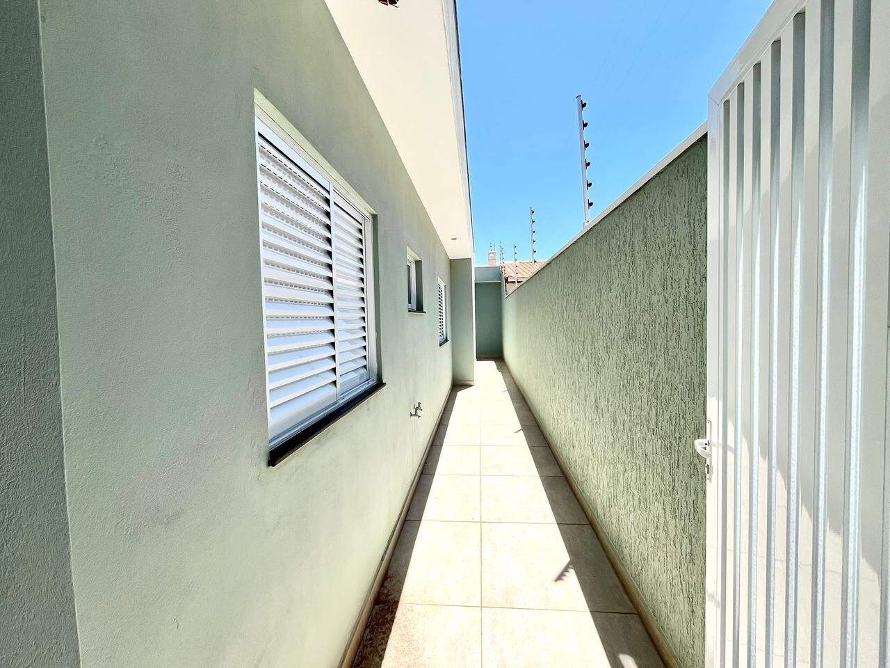 Casa à venda no Portal Ville Azaleia: 