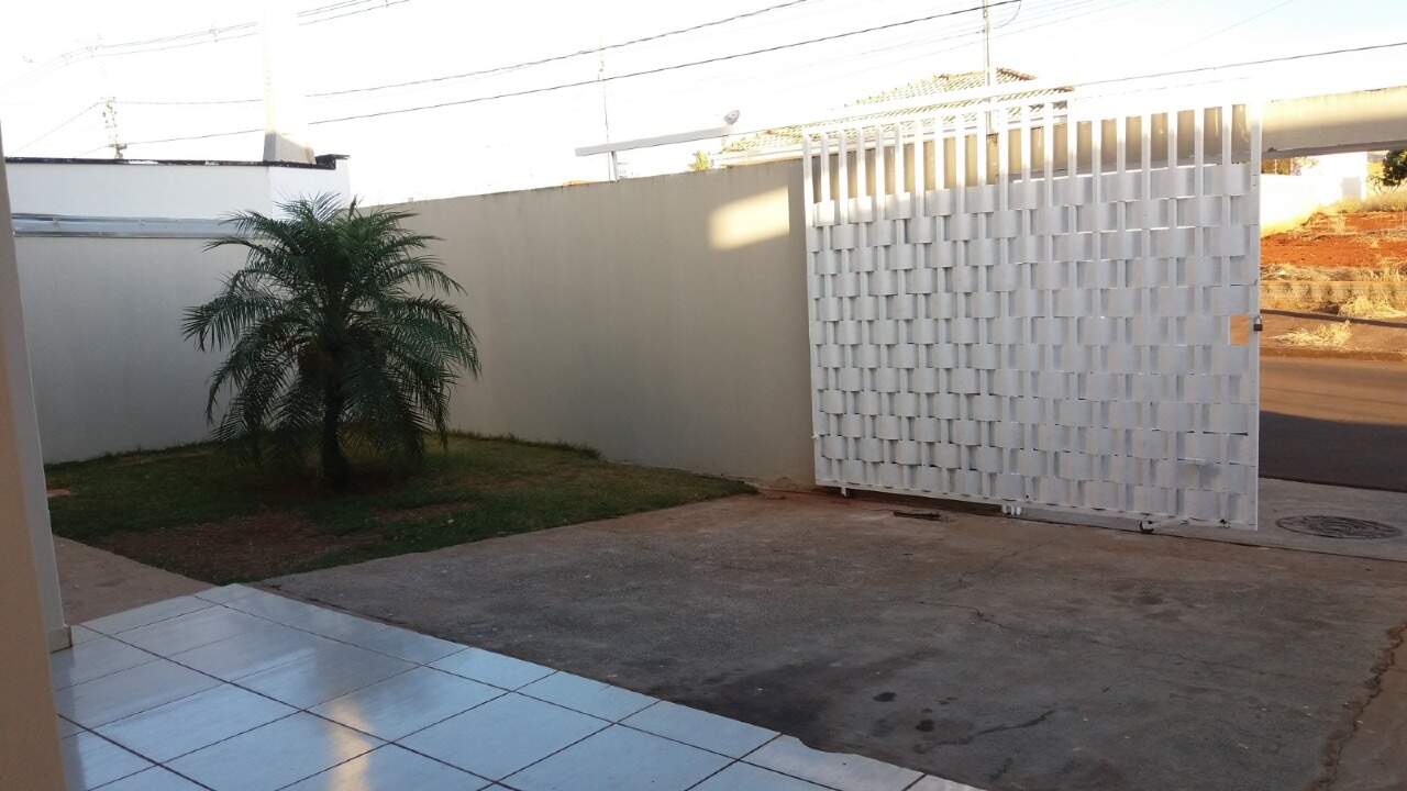 Casa para aluguel no Recanto das Primaveras I: 