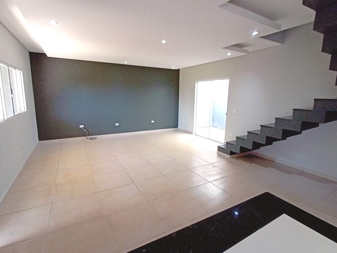 Casa à venda no Portal Ville Azaleia: 