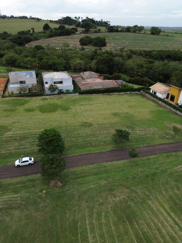 Terreno à venda no Residencial Fazenda Alvorada: 