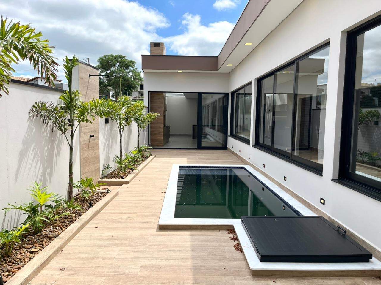 Casa à venda no Residencial Haras Inga Mirim: 