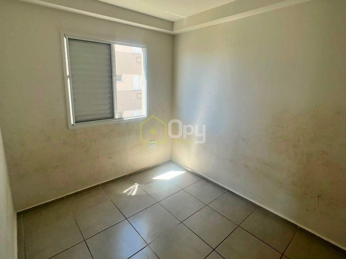 Apartamento à venda no Distrito Industrial: 