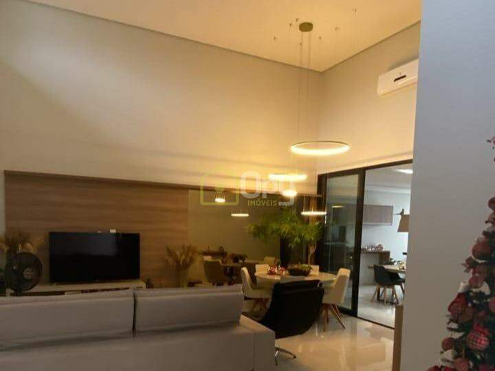 Casa à venda no Esmeralda Residence II: 