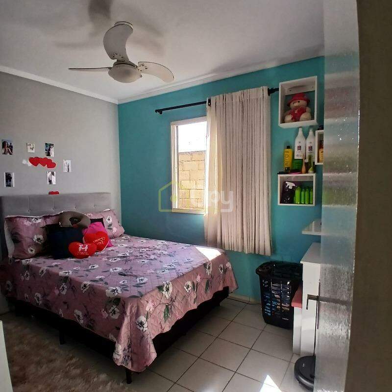 Apartamento à venda no Vila Real: 
