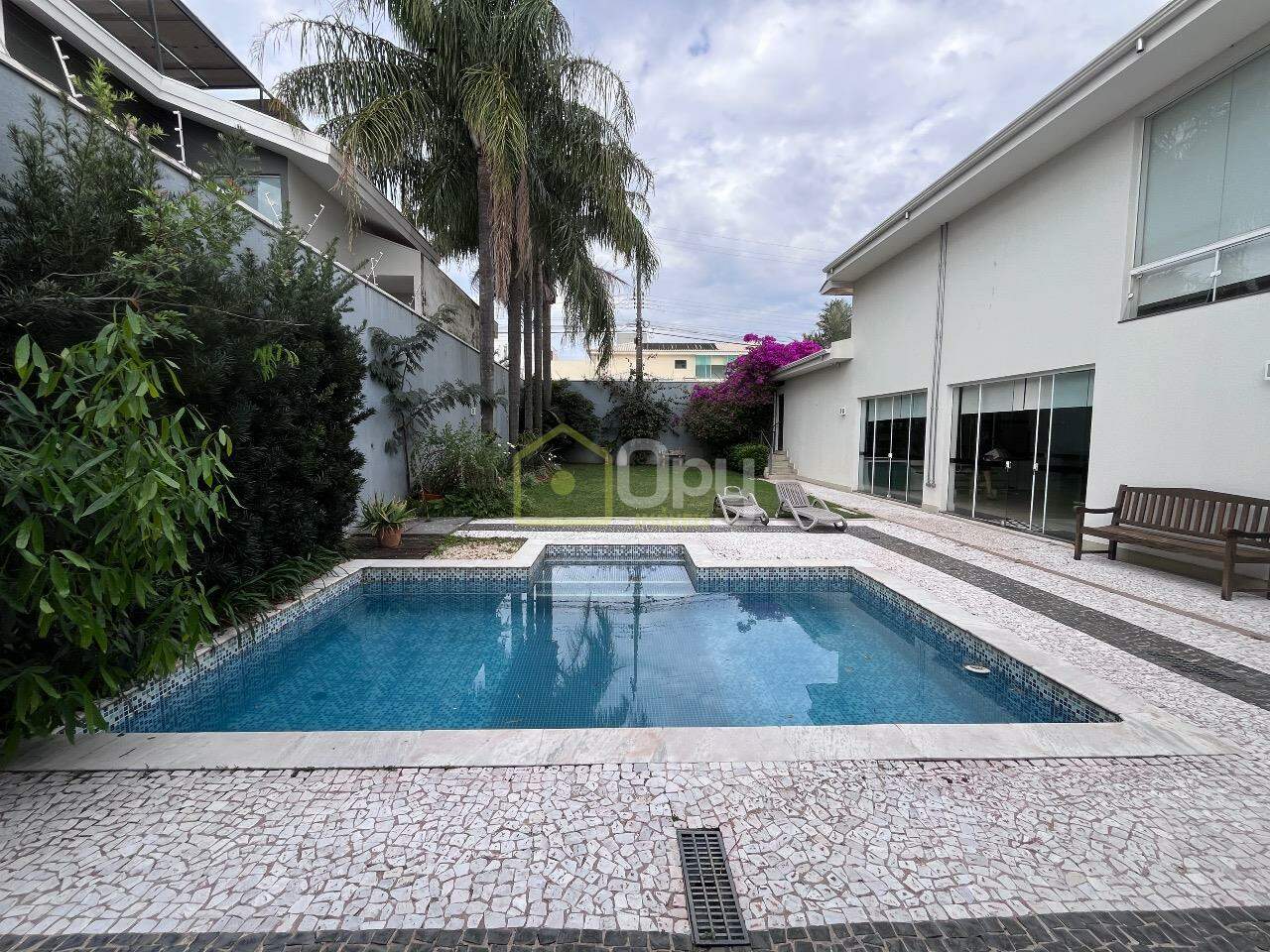 Casa à venda no Parque das Esmeraldas: 