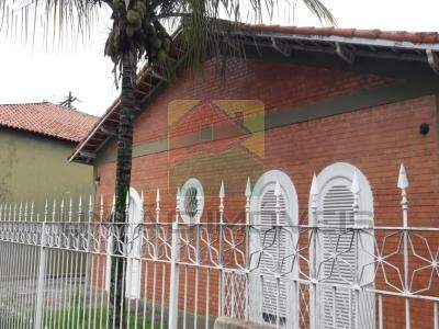 Casa à venda no Centro: 
