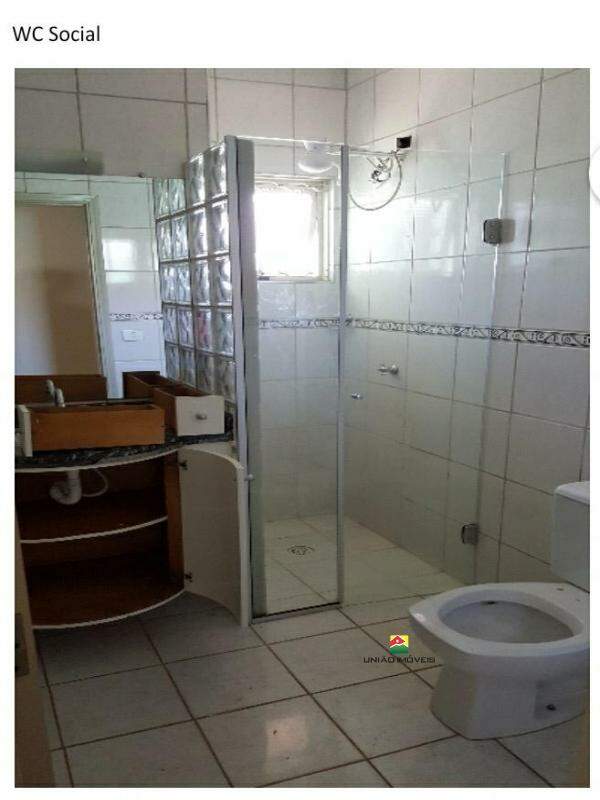 Casa à venda no JD. DOS EUCALIPTOS: 