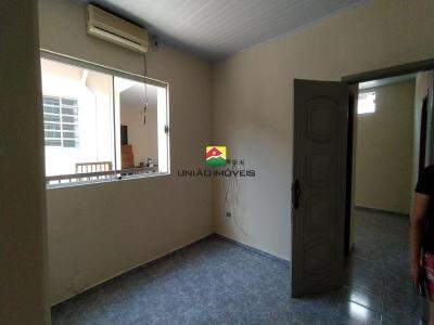 Casa à venda no Centro: 