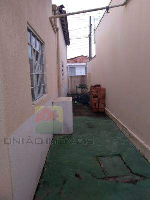 Casa à venda no Centro: 