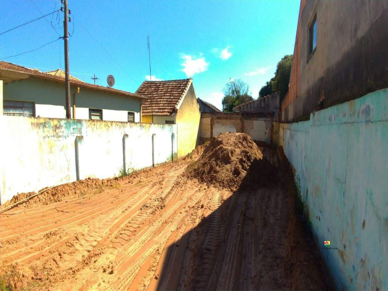 Terreno à venda no Centro: 