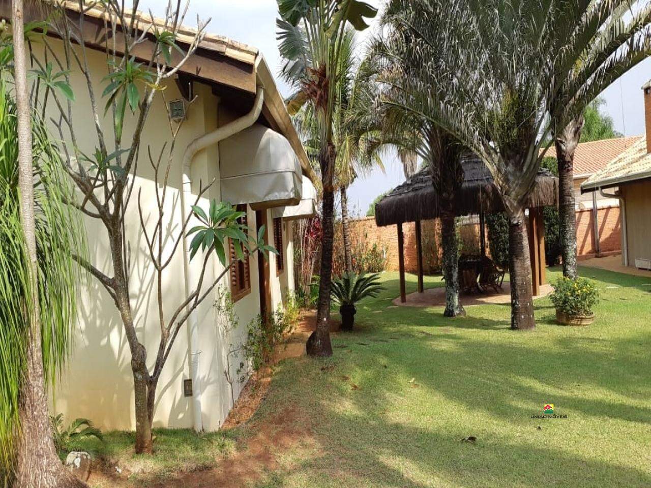 Casa à venda no CENTRO: 