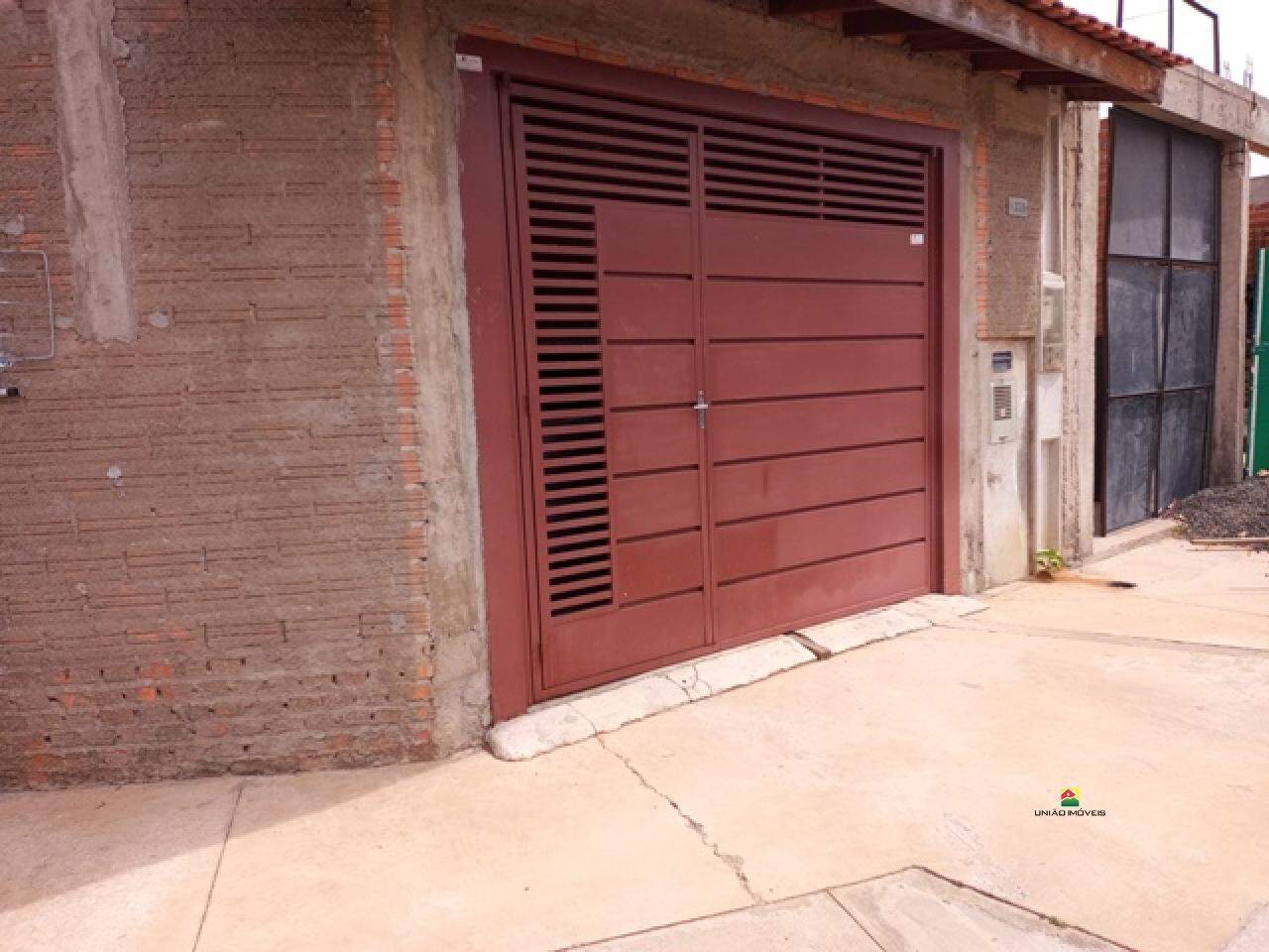 Casa à venda no JD. DO SOL: 