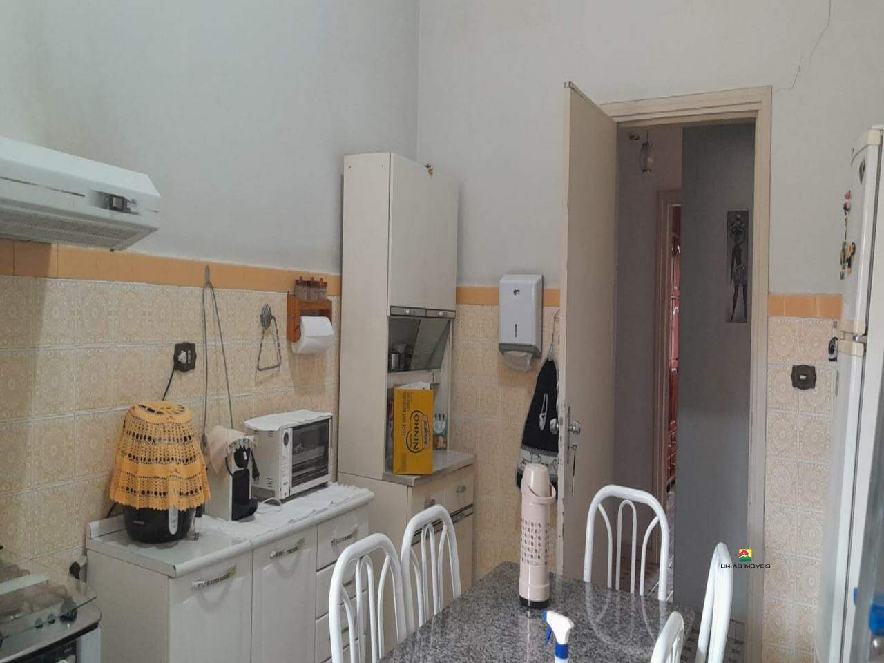 Casa à venda no Centro: 