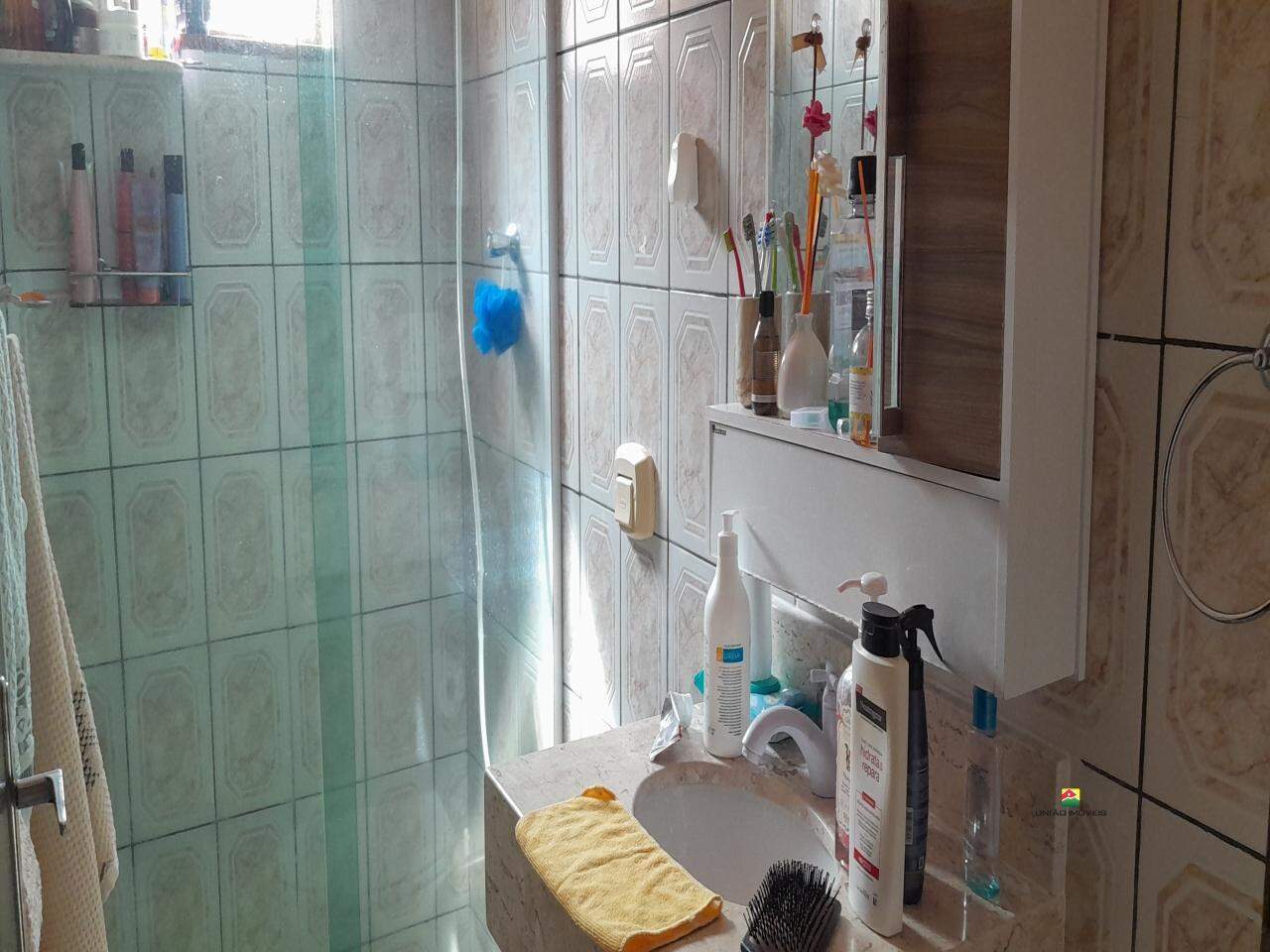 Casa à venda no JD. DOS EUCALIPTOS: 