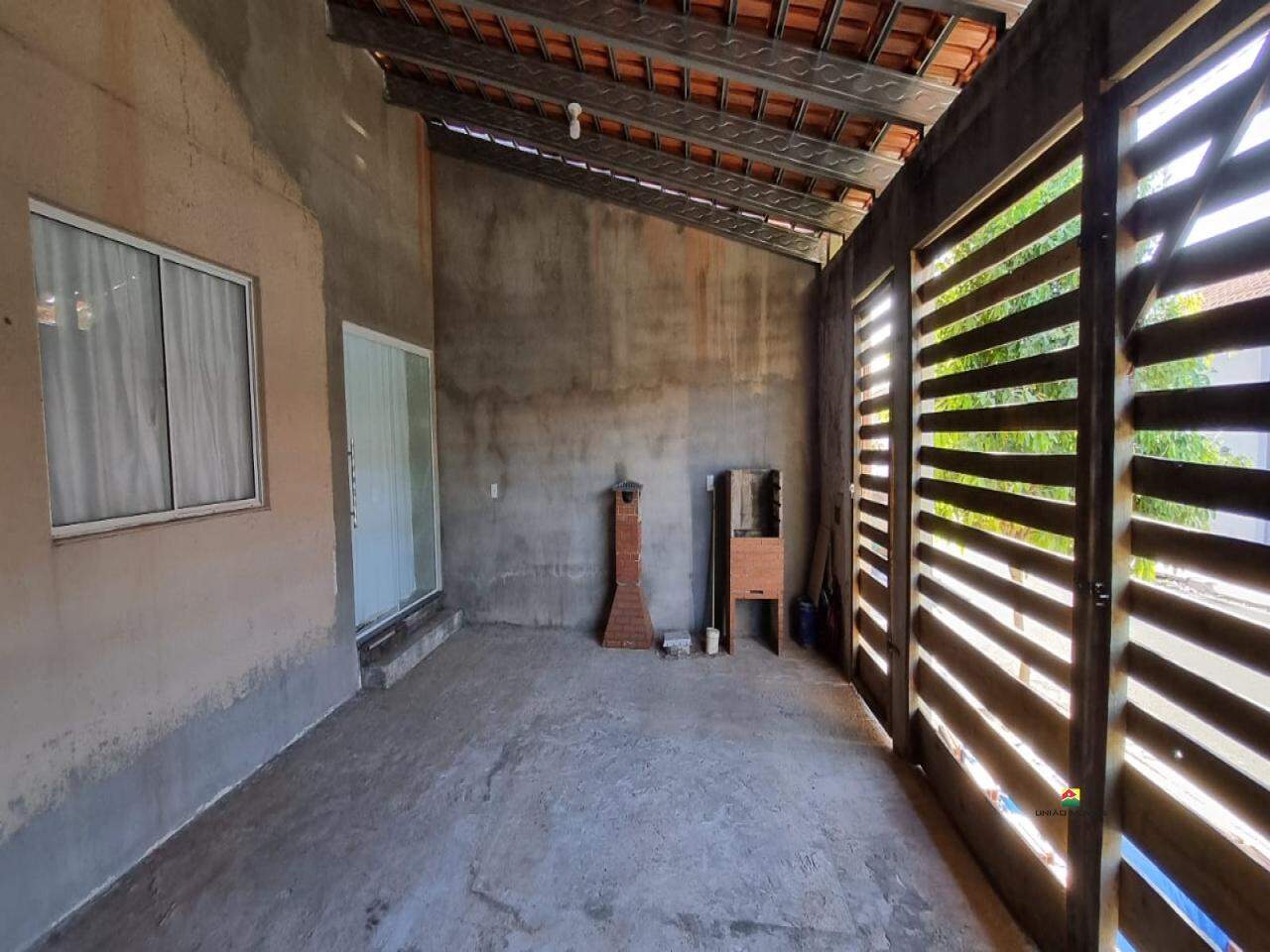 Casa à venda no JD. DO SOL: 