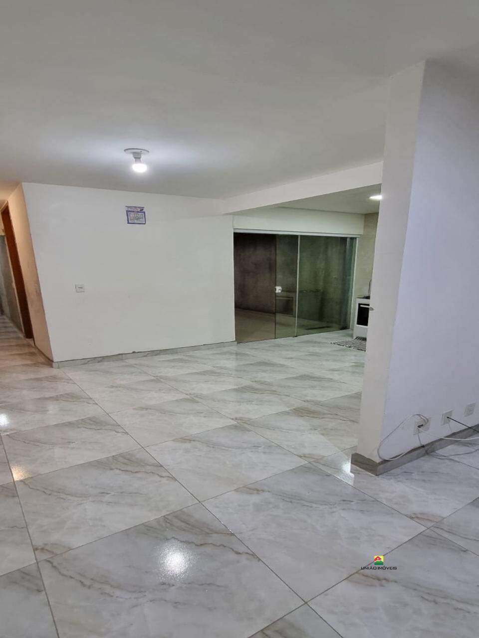 Casa à venda no JD. DO SOL: 