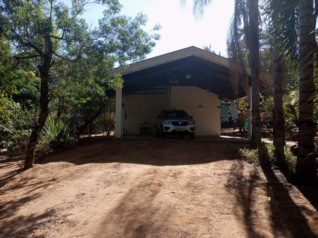 Casa à venda no UBÁ: 
