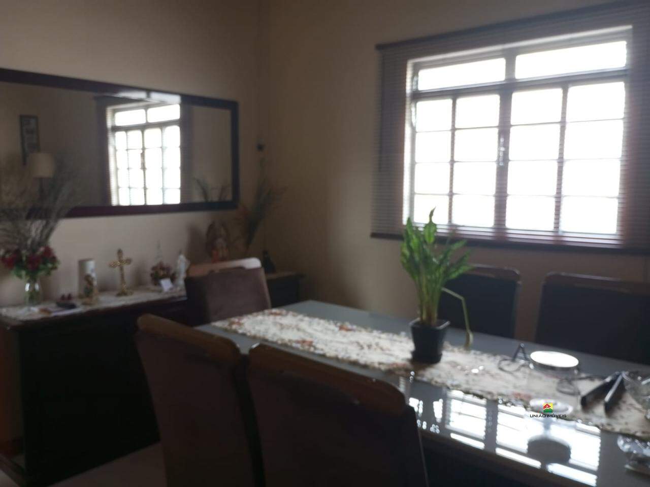 Casa à venda no Centro: 