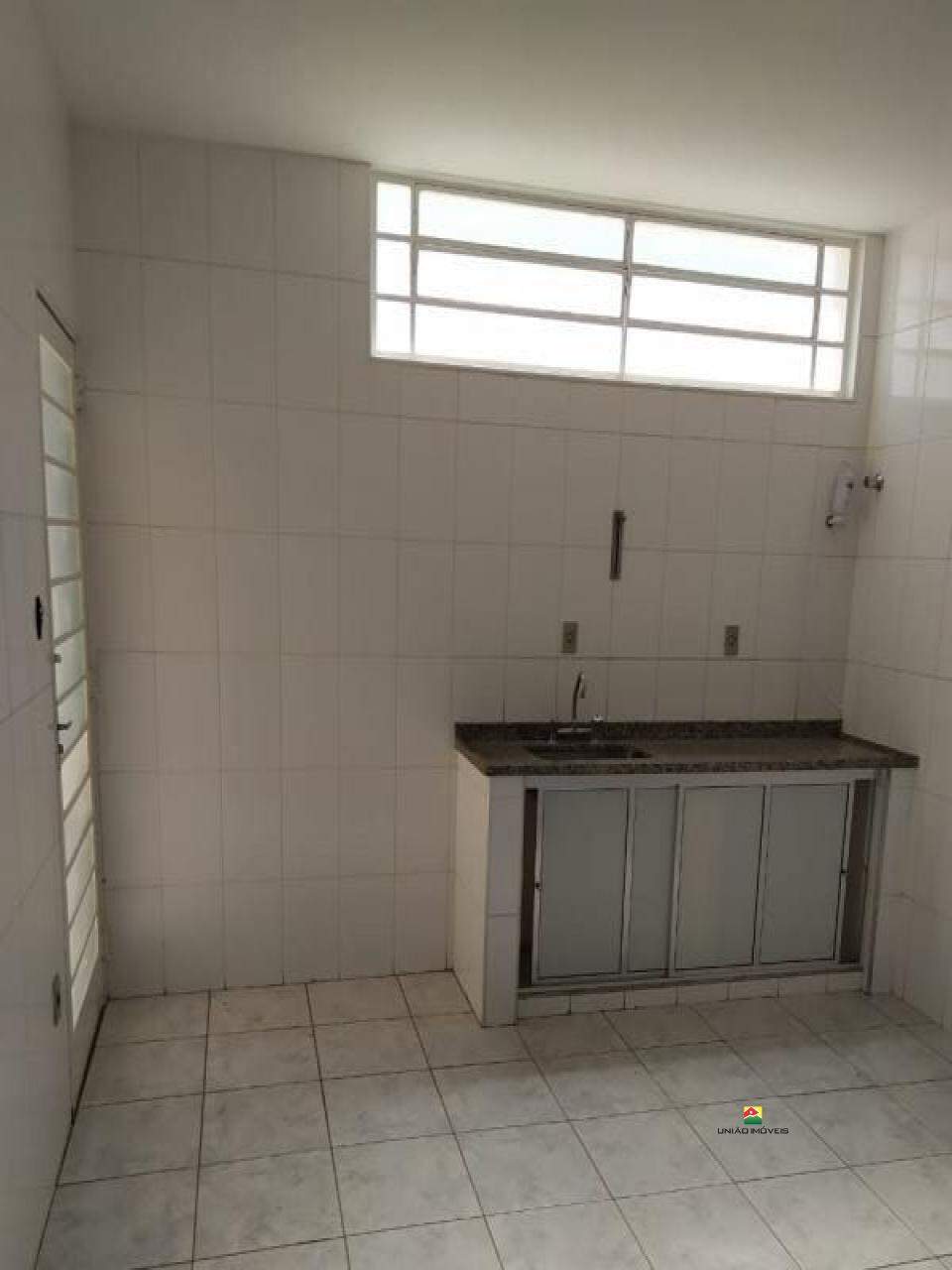 Casa à venda no JD. MACARENGO: 