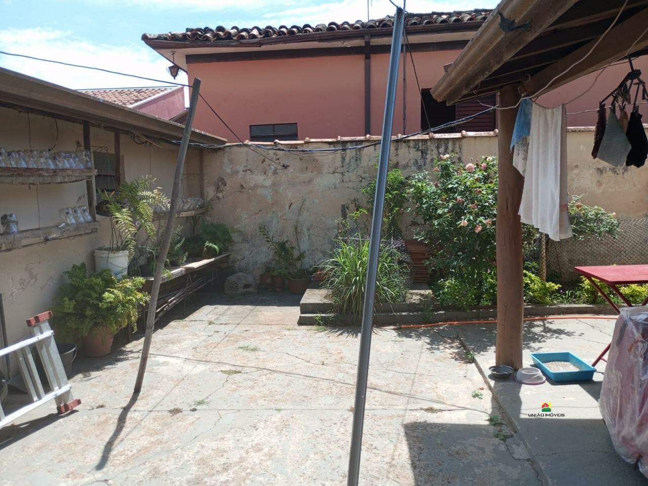 Casa à venda no Centro: 