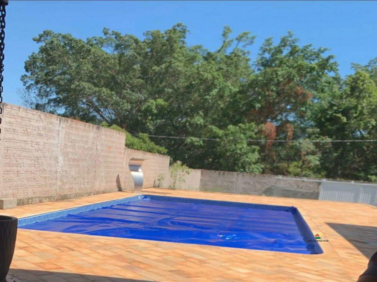 Casa à venda no JD. SANTANA: 