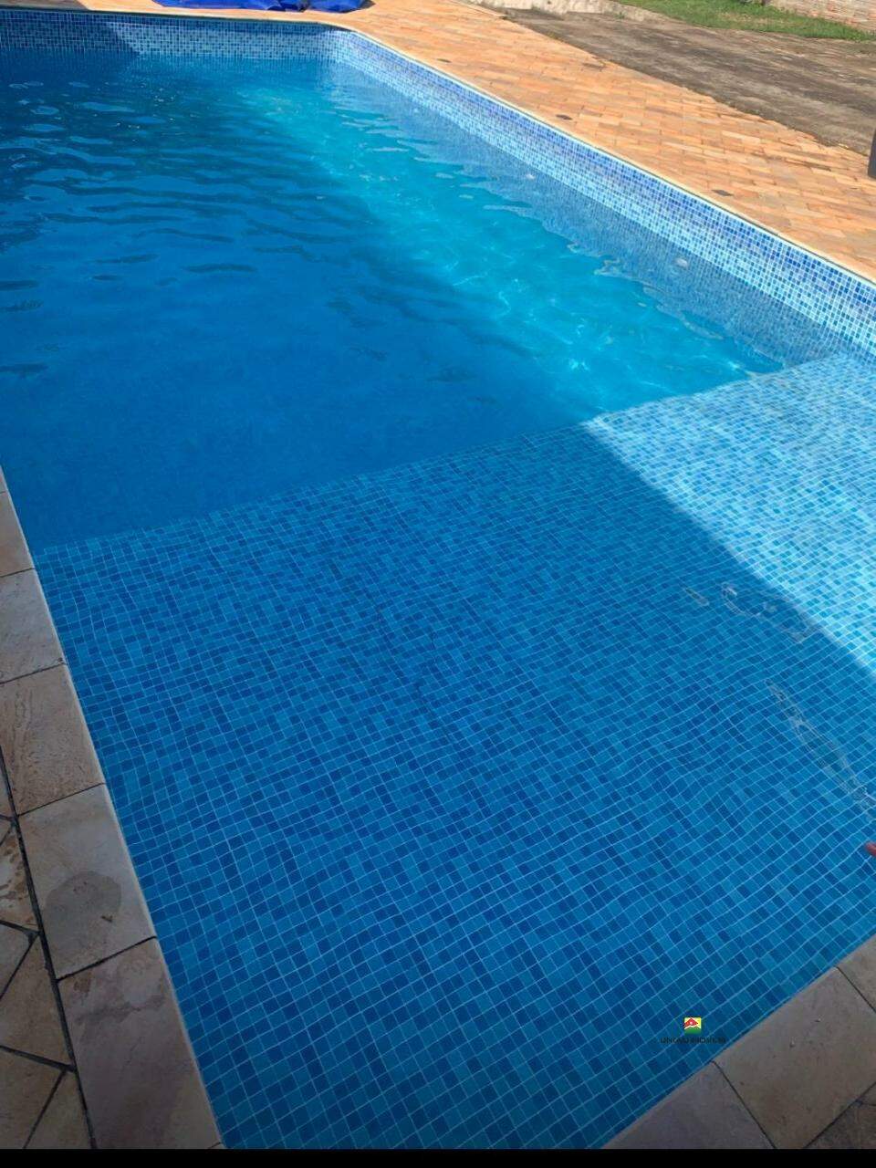Casa à venda no JD. SANTANA: 