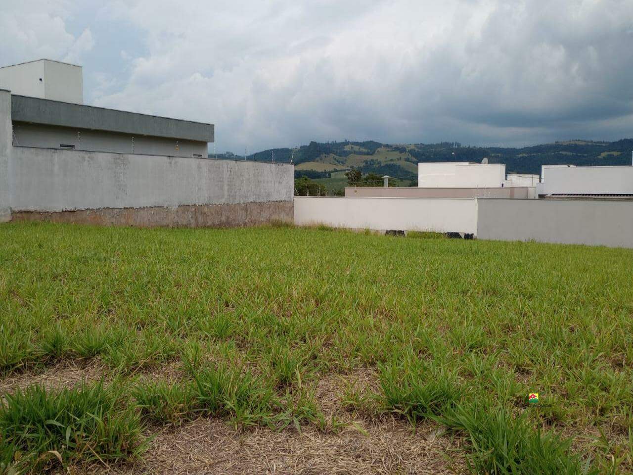 Terreno à venda no ESTÂNCIA CAVALINNO: 