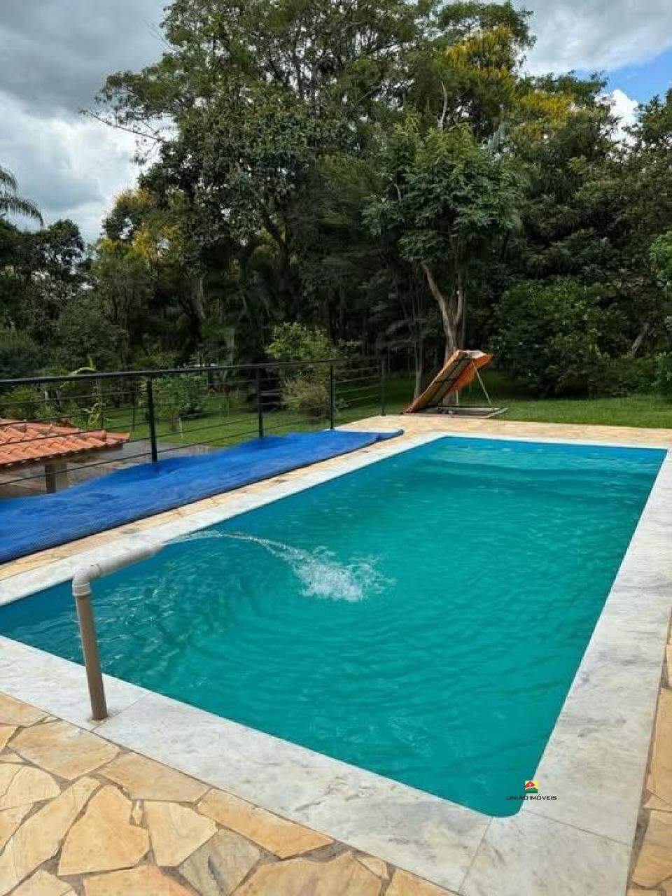 Casa à venda no UBÁ: 