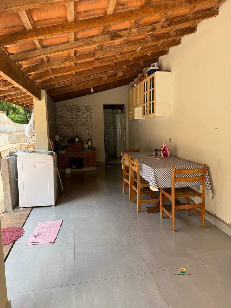 Casa à venda no UBÁ: 