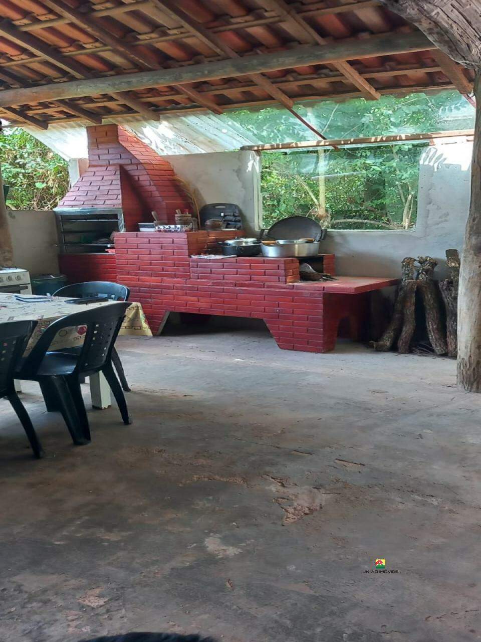 Casa à venda no UBÁ: 