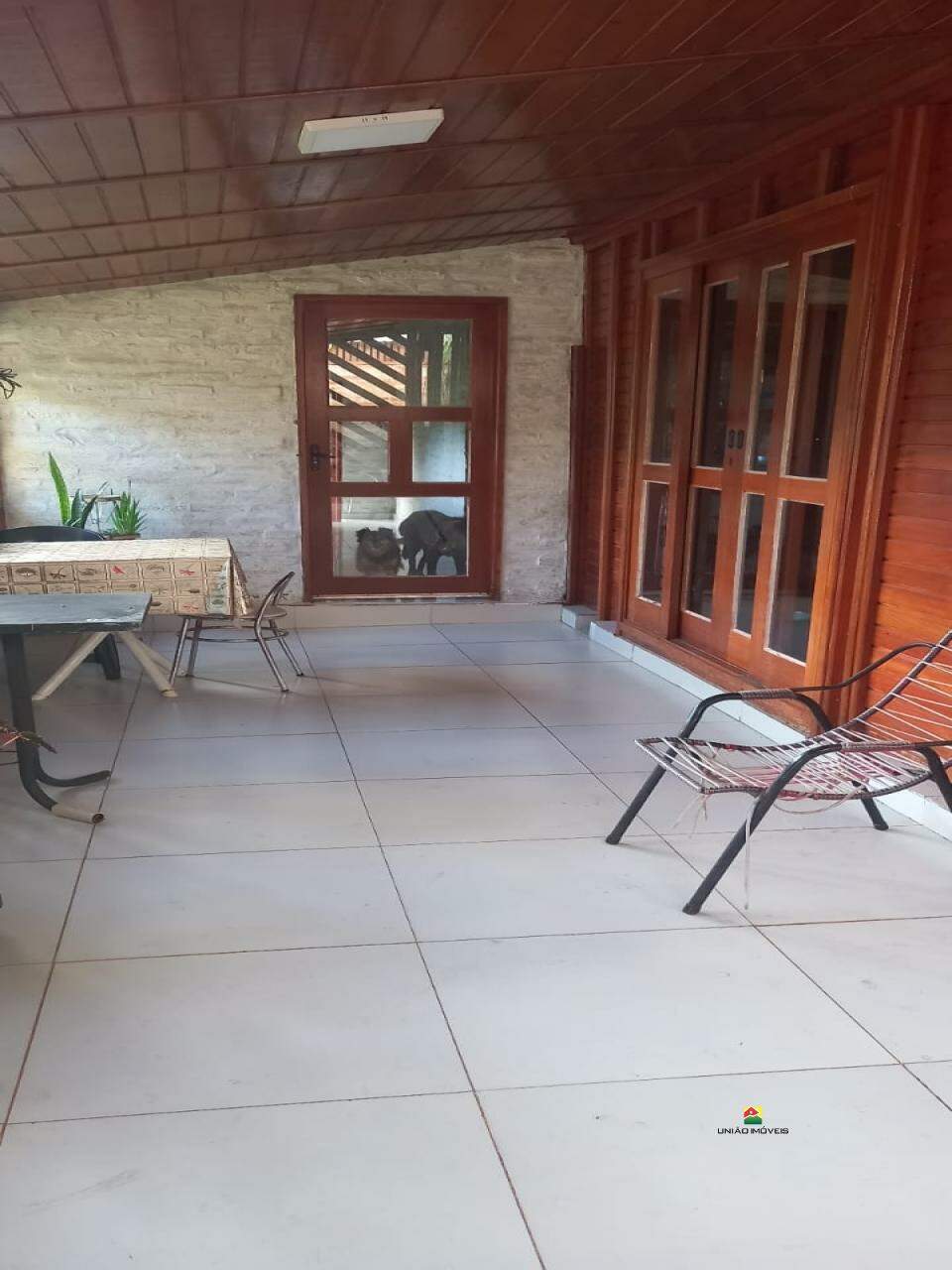 Casa à venda no UBÁ: 