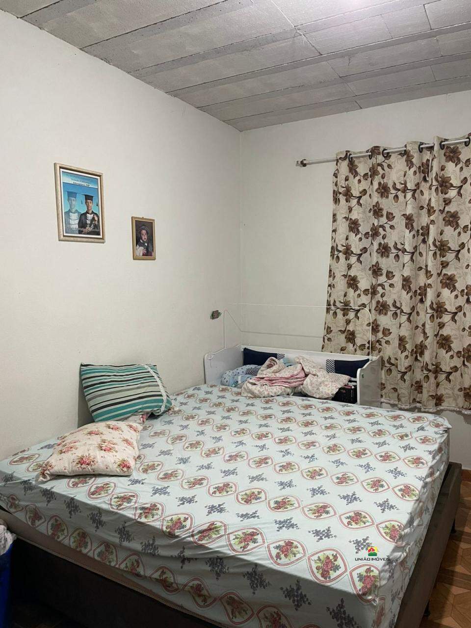 Casa para aluguel no UBÁ: 