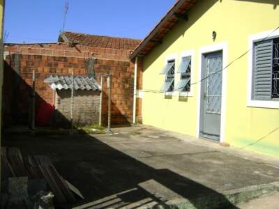 Casa à venda no Pq das Garças: 