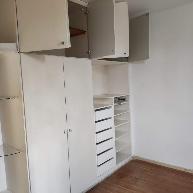 Apartamento à venda com 3 quartos, 91m² - Foto 2