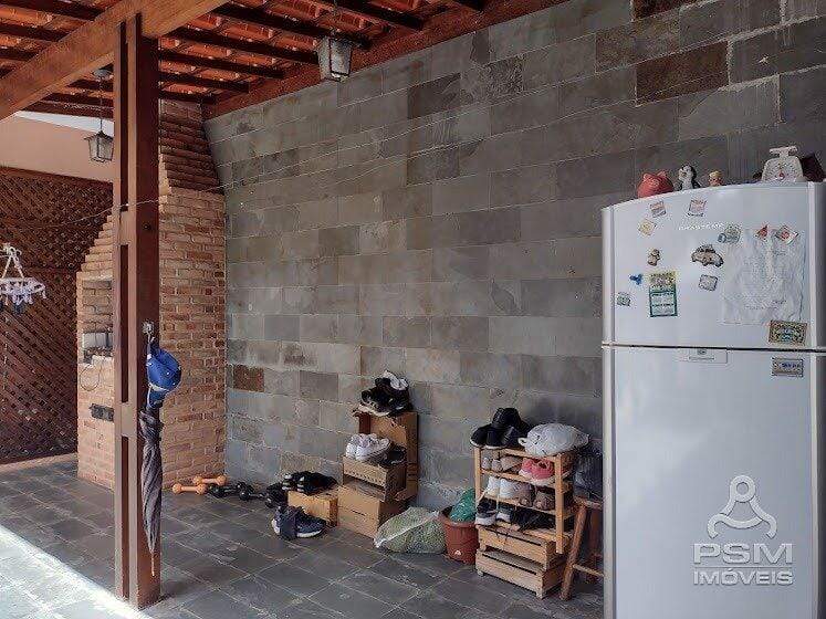 Casa à venda com 3 quartos, 257m² - Foto 27