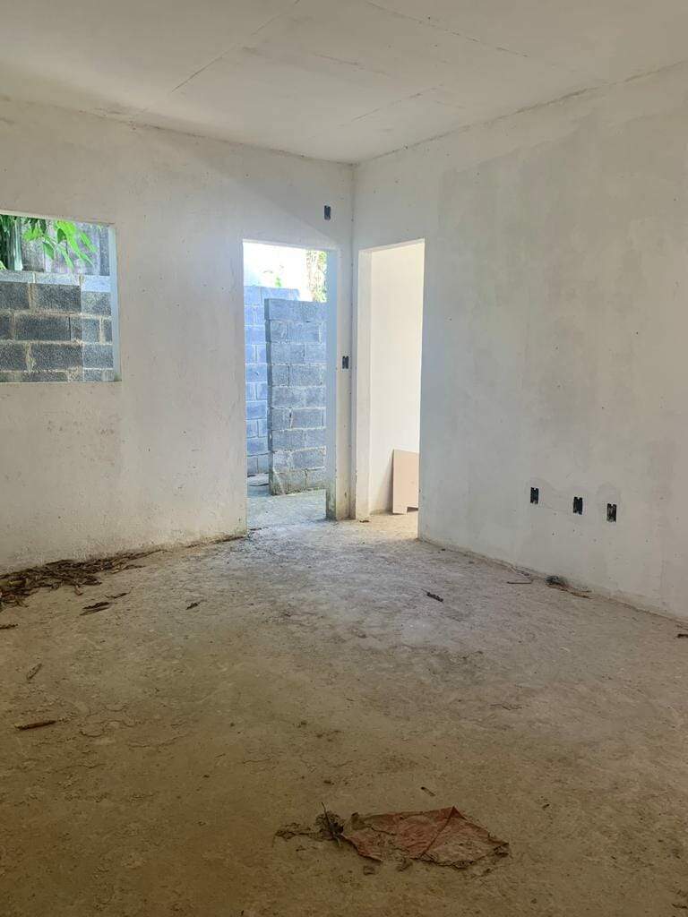 Casa à venda com 2 quartos, 100m² - Foto 10