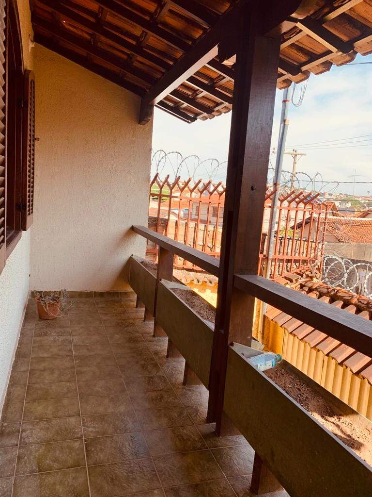 Casa à venda com 4 quartos, 231m² - Foto 16