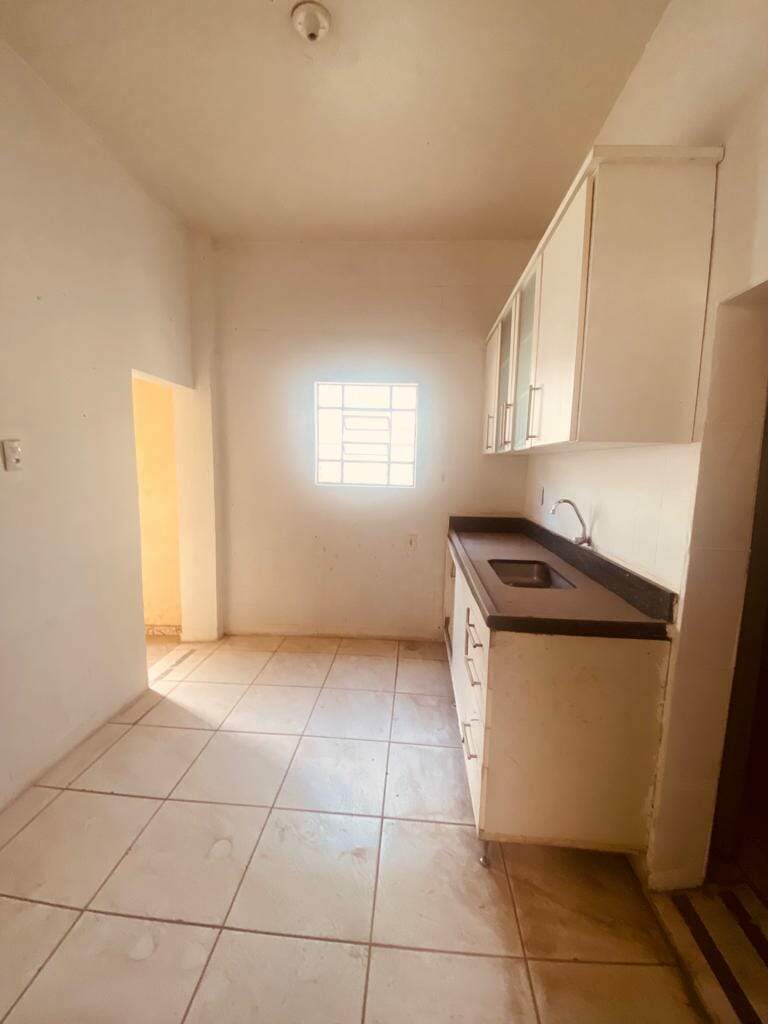 Casa à venda com 4 quartos, 340m² - Foto 10