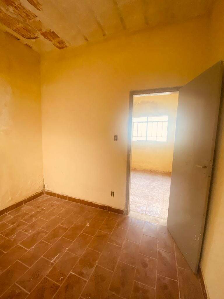 Casa à venda com 4 quartos, 340m² - Foto 5