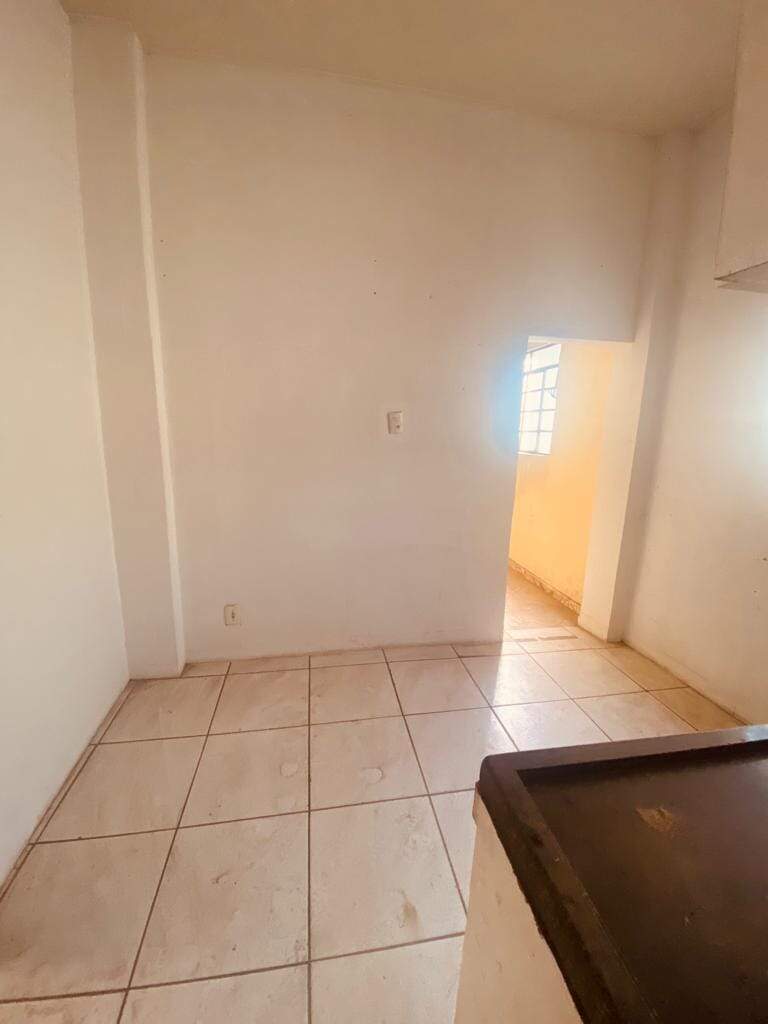 Casa à venda com 4 quartos, 340m² - Foto 12