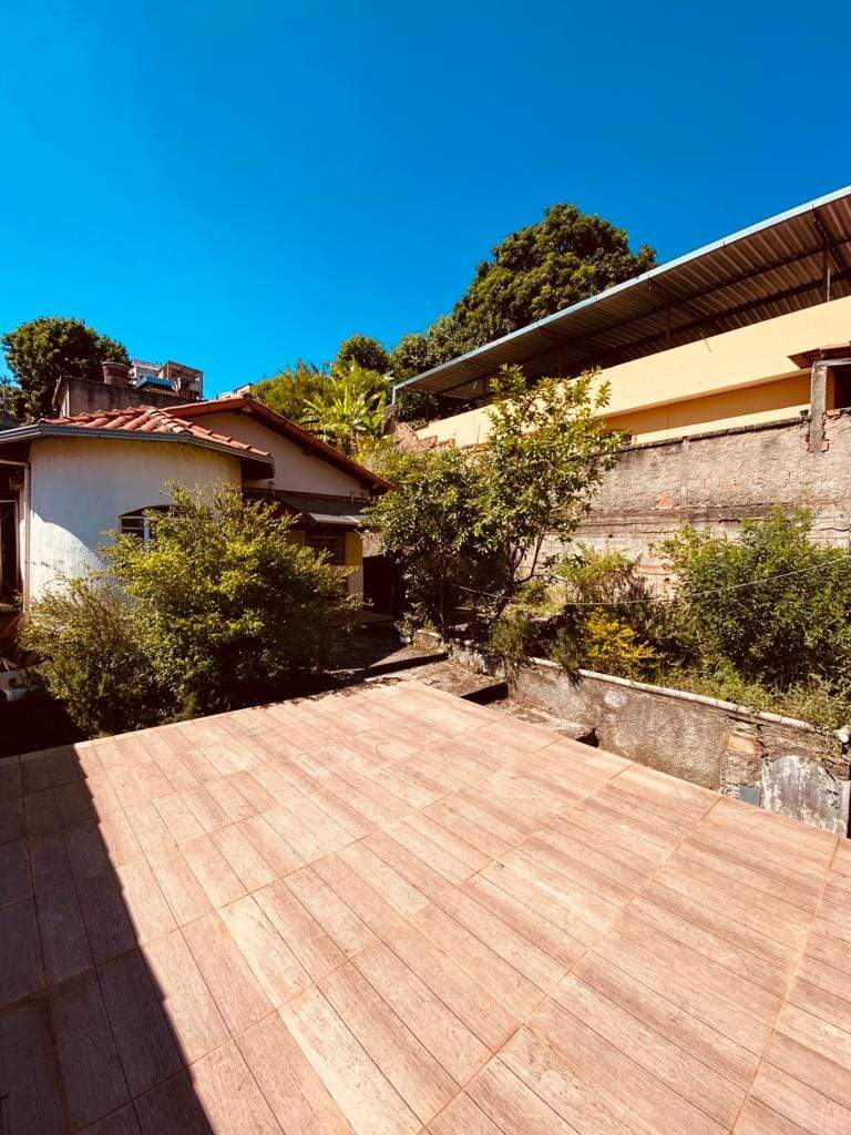 Casa à venda com 2 quartos, 360m² - Foto 23