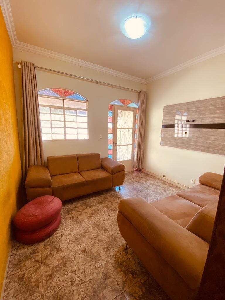 Casa à venda com 2 quartos, 360m² - Foto 8