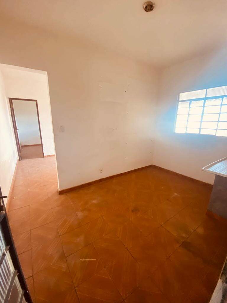 Casa à venda com 1 quarto, 320m² - Foto 16