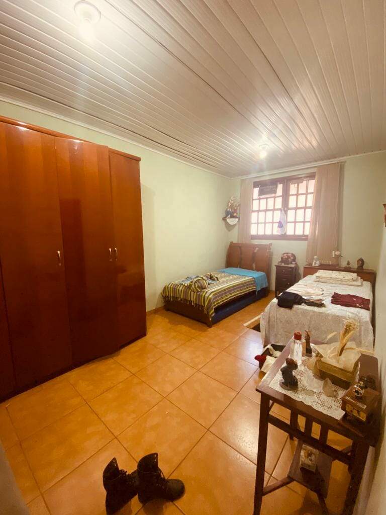 Casa à venda com 3 quartos, 400m² - Foto 15