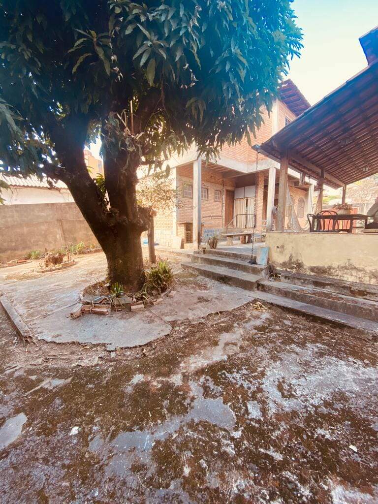 Casa à venda com 3 quartos, 400m² - Foto 29