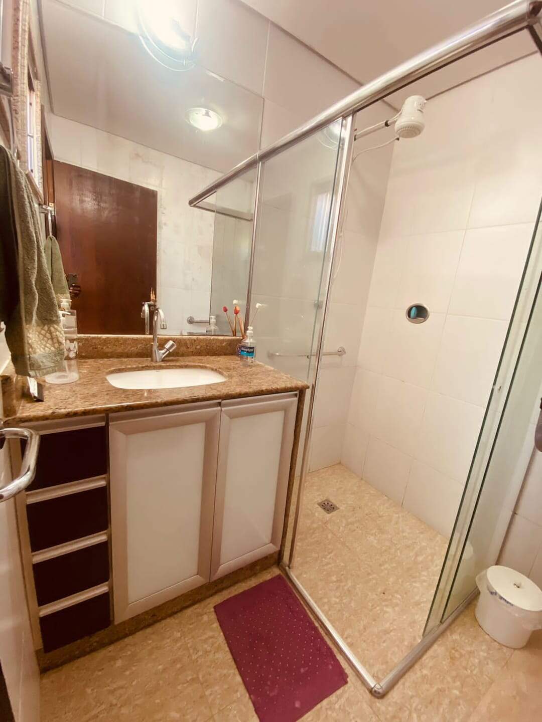 Casa à venda com 3 quartos, 160m² - Foto 1