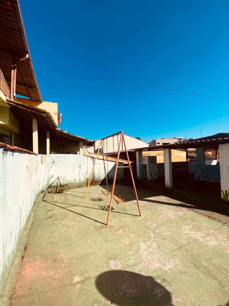 Casa à venda com 5 quartos, 340m² - Foto 28